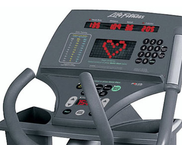 Life Fitness 9500HR Elliptical Cross Trainer